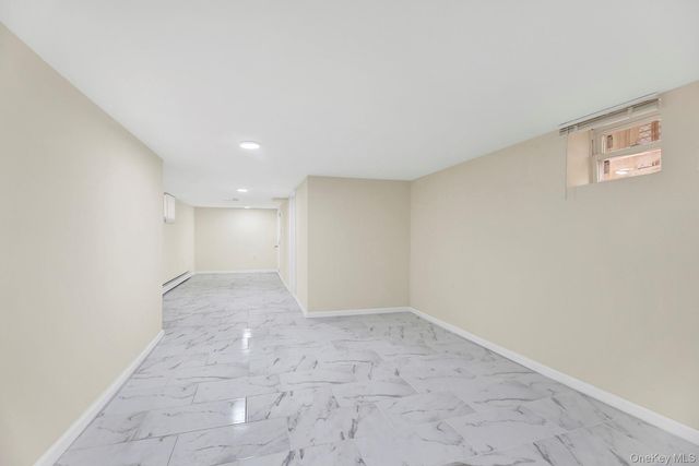 18805 Liberty Avenue, Saint Albans, NY 11412