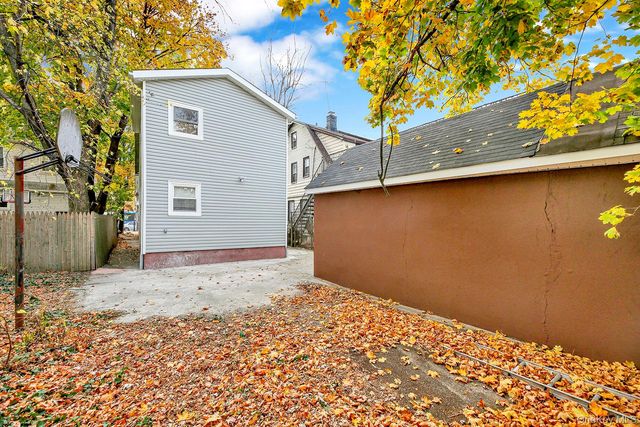 18805 Liberty Avenue, Saint Albans, NY 11412