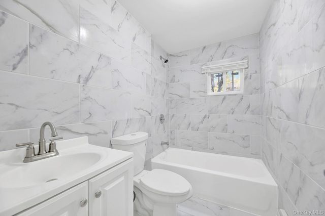 18805 Liberty Avenue, Saint Albans, NY 11412