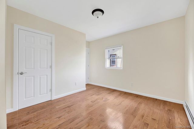 18805 Liberty Avenue, Saint Albans, NY 11412