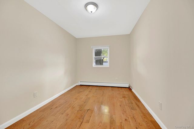 18805 Liberty Avenue, Saint Albans, NY 11412