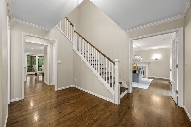 3016 Forest Gate Cir, Iowa City, IA 52240