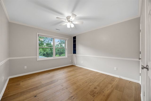 3016 Forest Gate Cir, Iowa City, IA 52240