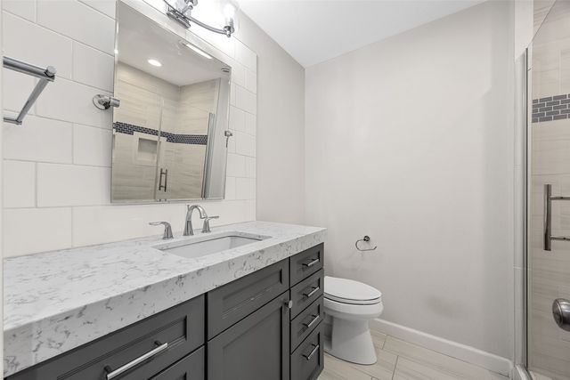 3016 Forest Gate Cir, Iowa City, IA 52240