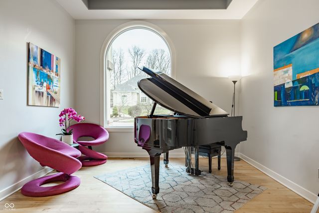 4548 Chase Oak Court, Zionsville, IN 46077