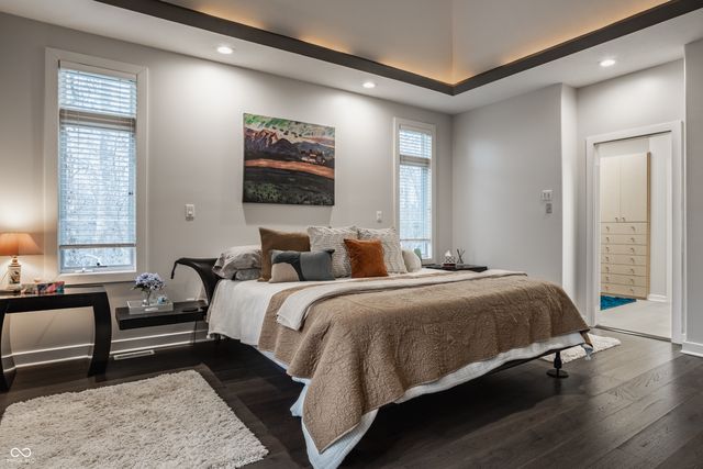 4548 Chase Oak Court, Zionsville, IN 46077