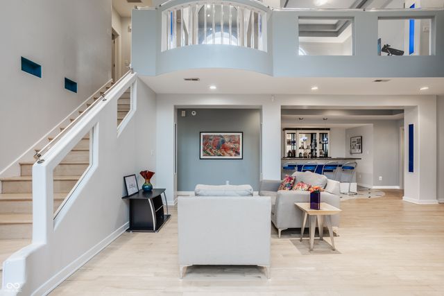 4548 Chase Oak Court, Zionsville, IN 46077