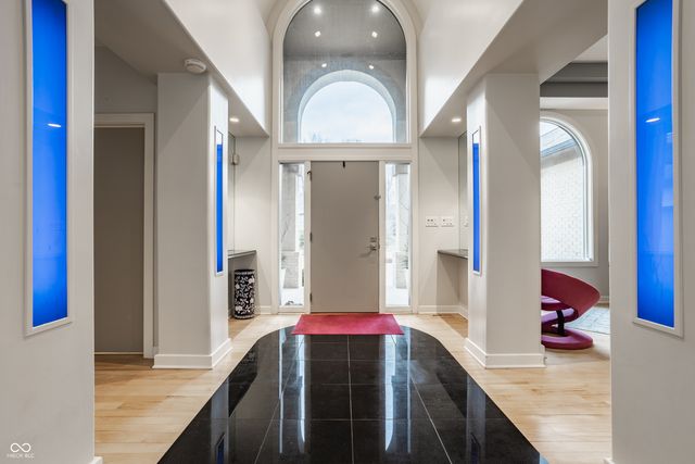 4548 Chase Oak Court, Zionsville, IN 46077