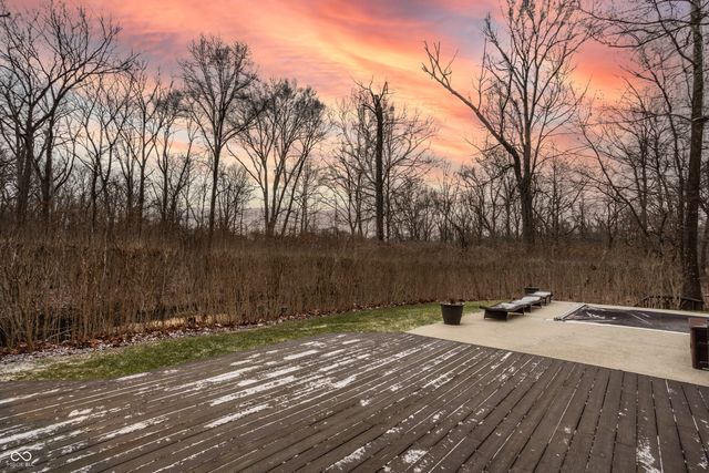 4548 Chase Oak Court, Zionsville, IN 46077