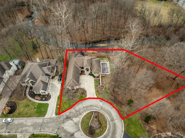 4548 Chase Oak Court, Zionsville, IN 46077