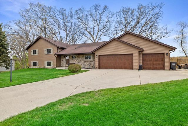 27421 Le Mays COURT, Waterford, WI 53185