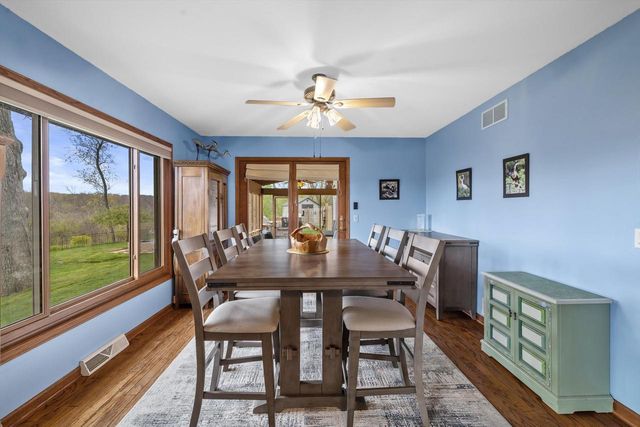 27421 Le Mays COURT, Waterford, WI 53185