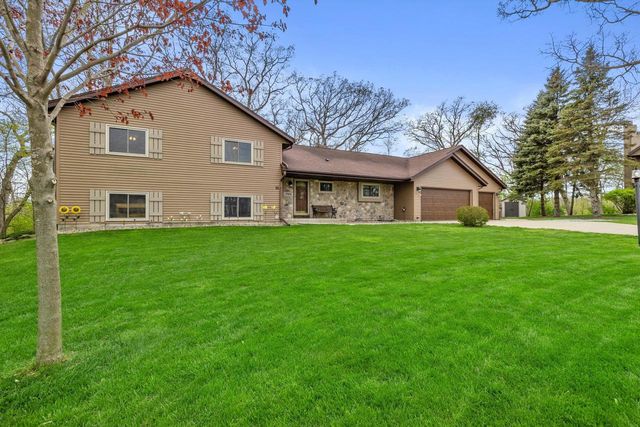 27421 Le Mays COURT, Waterford, WI 53185