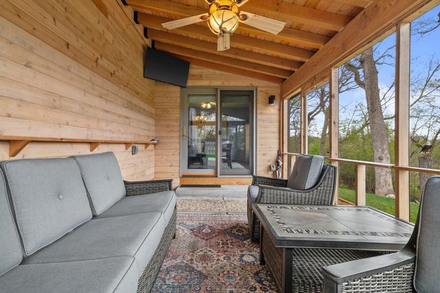 27421 Le Mays COURT, Waterford, WI 53185