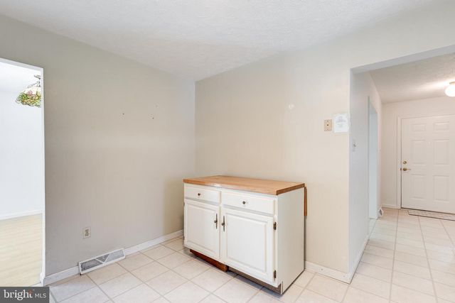 4107 MURPHYS RUN CT, Hampstead, MD 21074