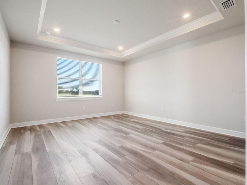 Image 13 of property listing at 13343 SUNNY RETREAT LANE, Winter Garden, FL 34787