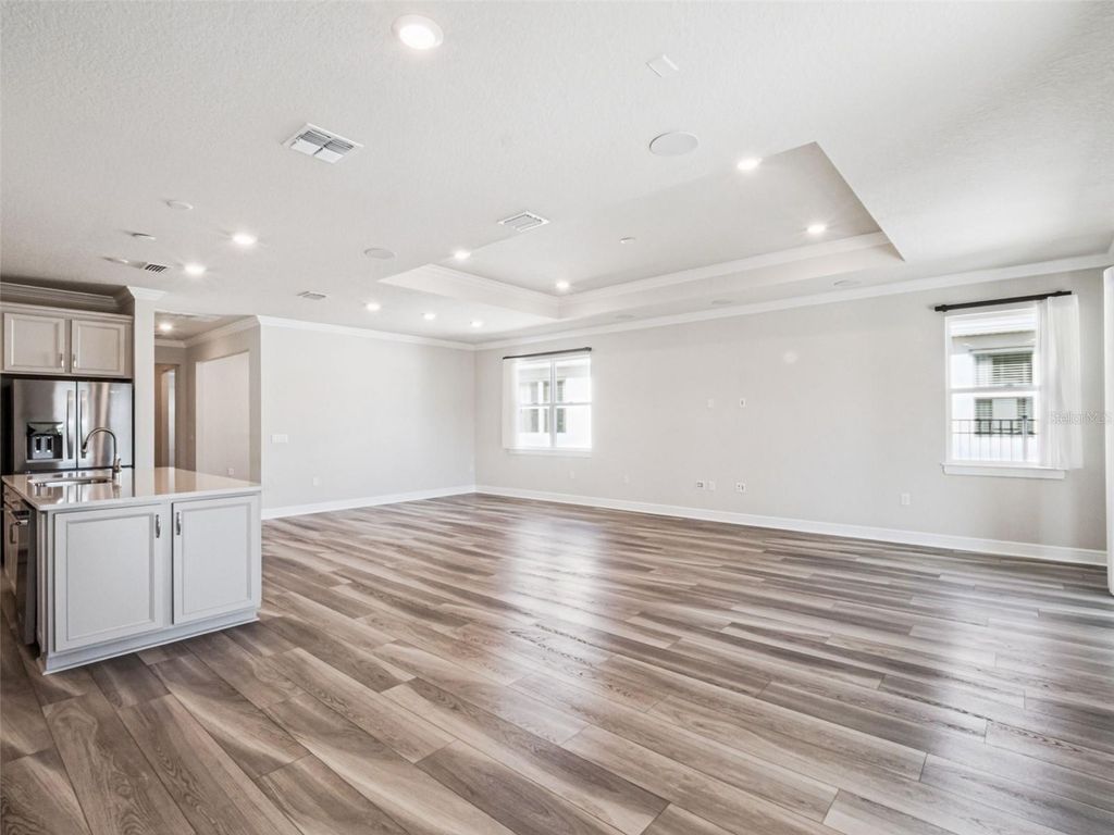 Image 21 of property listing at 13343 SUNNY RETREAT LANE, Winter Garden, FL 34787