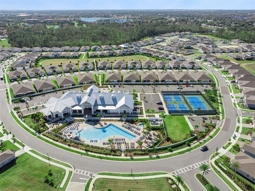 Image 42 of property listing at 13343 SUNNY RETREAT LANE, Winter Garden, FL 34787