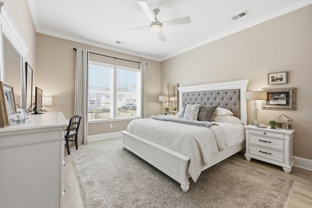 6431 Berg St., Murrells Inlet, SC 29576