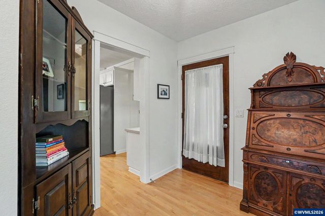 430 Luther St S, Salem, OR 97302