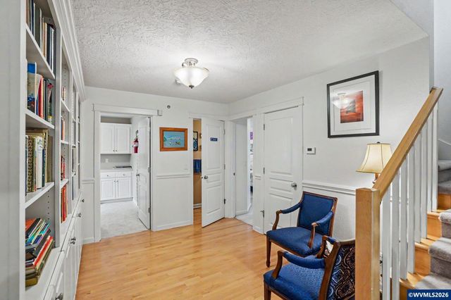430 Luther St S, Salem, OR 97302