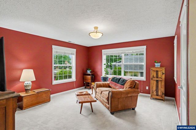 430 Luther St S, Salem, OR 97302