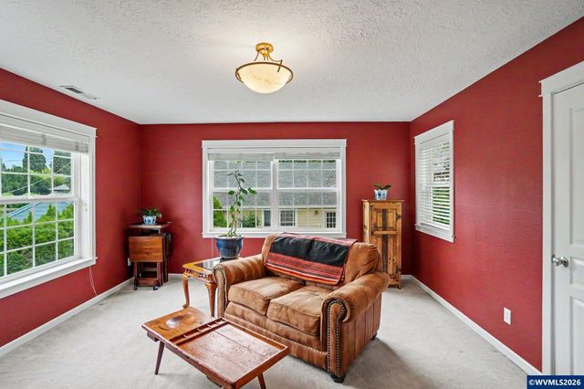 430 Luther St S, Salem, OR 97302