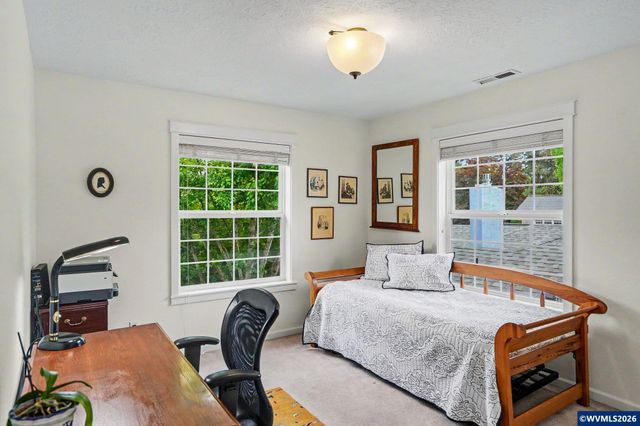 430 Luther St S, Salem, OR 97302