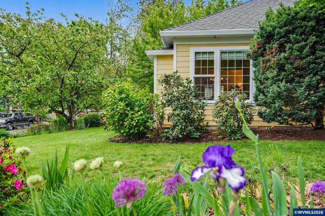 430 Luther St S, Salem, OR 97302