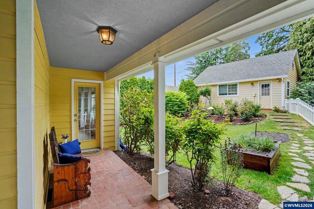 430 Luther St S, Salem, OR 97302