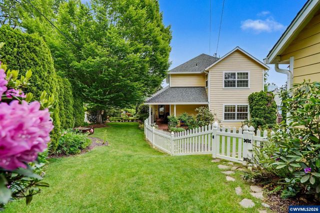 430 Luther St S, Salem, OR 97302