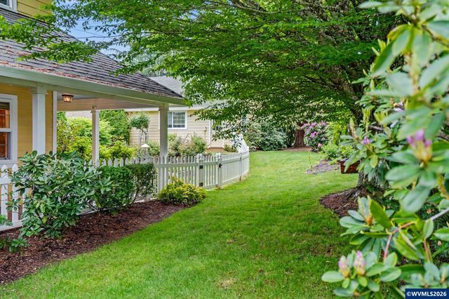430 Luther St S, Salem, OR 97302