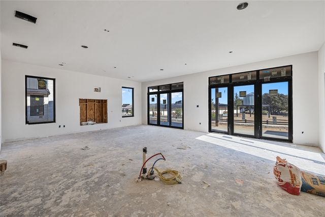 355 Emma Jean Trail, Iredell, TX 76649