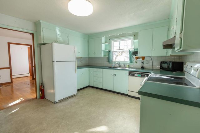 23 Currier Avenue, Peterborough, NH 03458