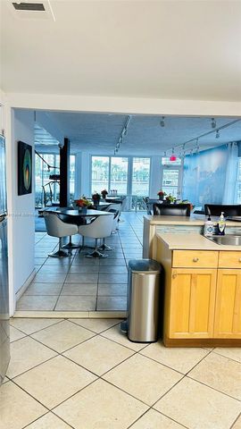 121 Golden Isles Dr 604, Hallandale Beach, FL 33009