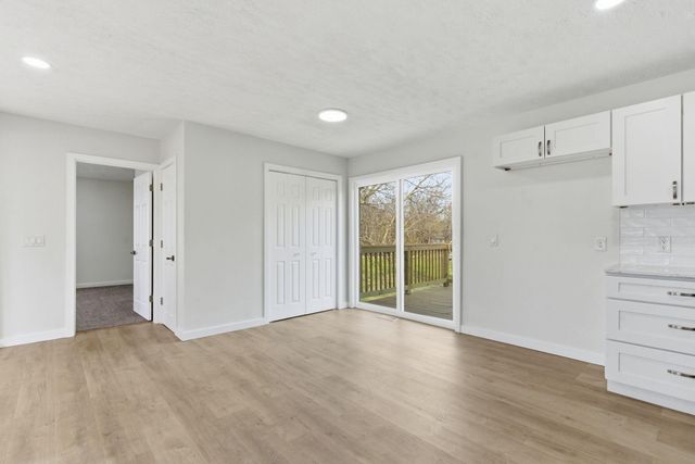 801 E Hill Street, Springfield, MO 65803