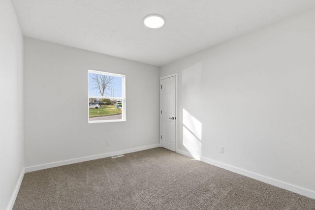 801 E Hill Street, Springfield, MO 65803