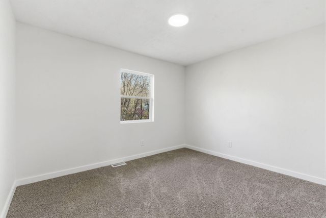 801 E Hill Street, Springfield, MO 65803