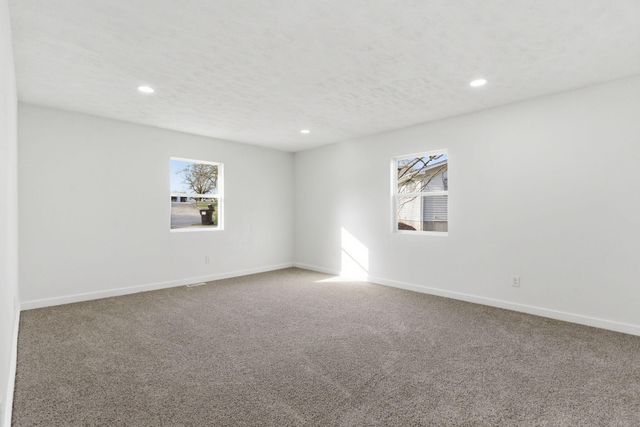 801 E Hill Street, Springfield, MO 65803