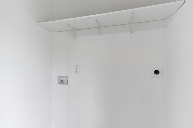 801 E Hill Street, Springfield, MO 65803