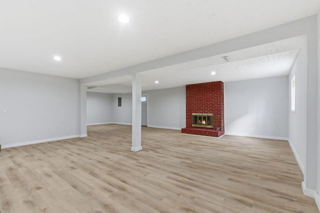 801 E Hill Street, Springfield, MO 65803