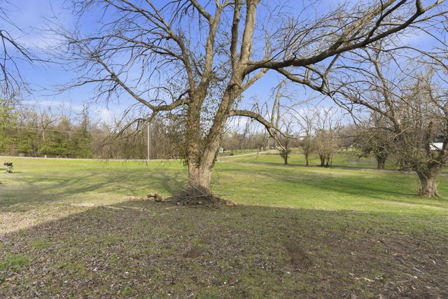 801 E Hill Street, Springfield, MO 65803