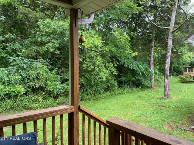 152 Oak Place Circle, Madisonville, TN 37354