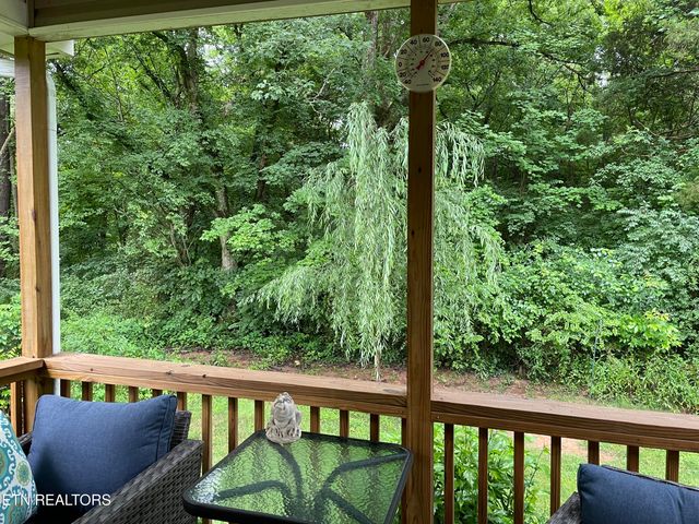 152 Oak Place Circle, Madisonville, TN 37354