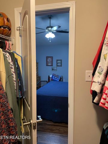 152 Oak Place Circle, Madisonville, TN 37354