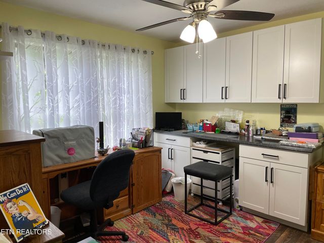 152 Oak Place Circle, Madisonville, TN 37354