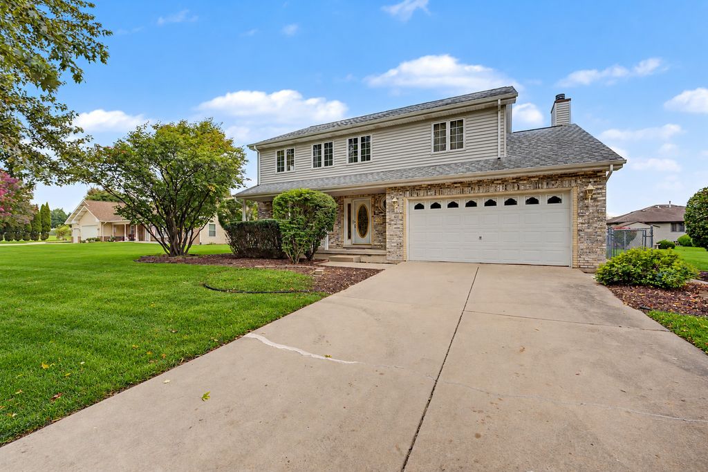611 Flambeau Court, Romeoville, IL 60446 — exterior
