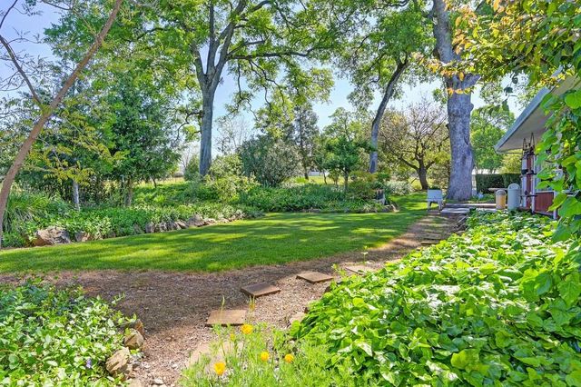 5150 Meadow Croft Ln, Pilot Hill, CA 95664