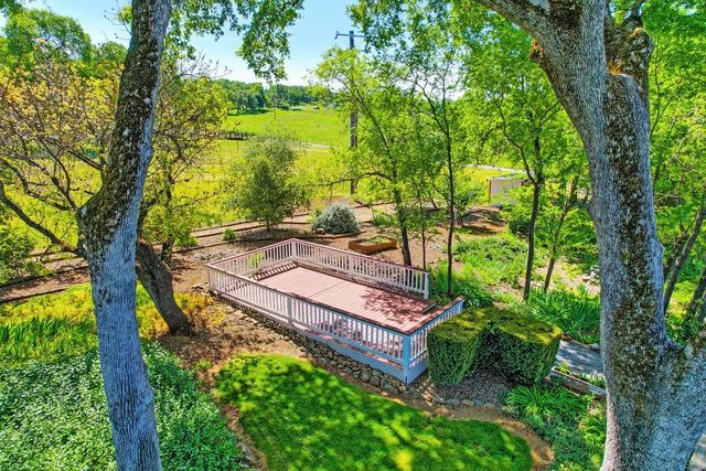5150 Meadow Croft Ln, Pilot Hill, CA 95664