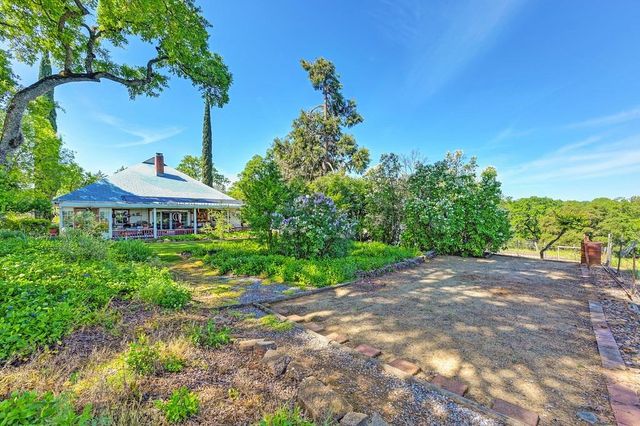 5150 Meadow Croft Ln, Pilot Hill, CA 95664